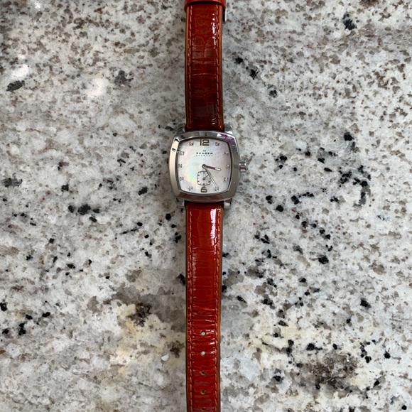Skagen Mother Of Pearl Women's Watch - Picture 2 of 4
